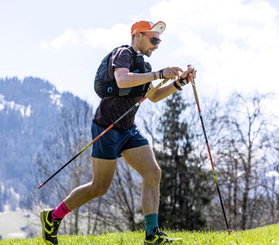 From Pole to Pole: the journey of a 'Chexican' barefoot runner