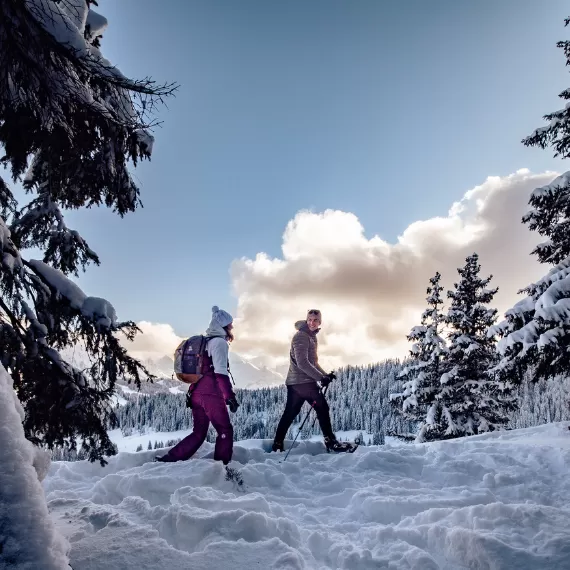 Snowshoeing for Beginners: Tips and Guide